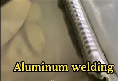 Robot de soldadura d'alumini CRP - soldadura de radiadors